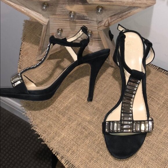 Isola cream heels with jewel detail size 9 - Picture 1 of 5